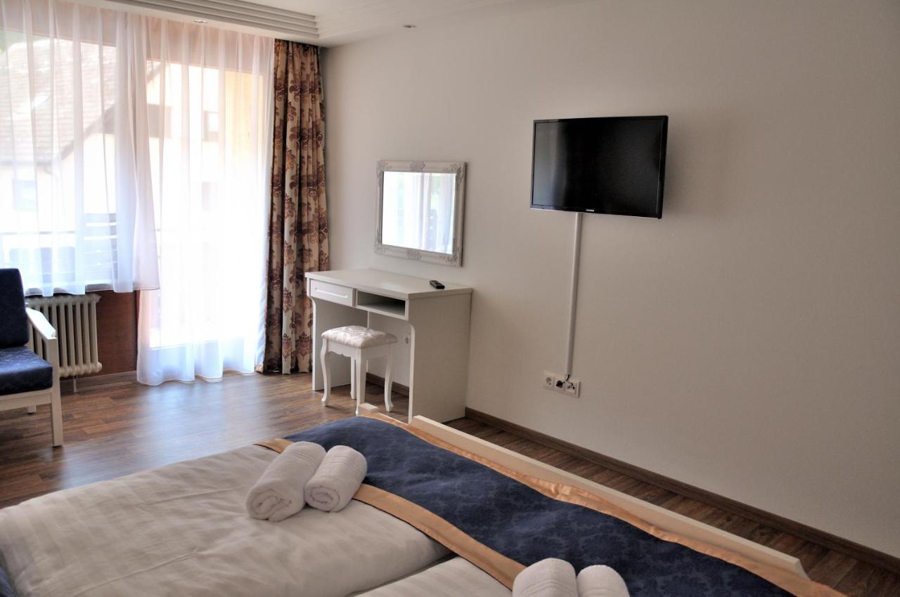 Hotel Eleon Bad Teinach-Zavelstein Bagian luar foto